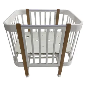 INDIGO Кровать детская Italiano Baby (ложе 70х90 и 70х140, продольный маятник + колеса) массив бер (белый-натуральный) INDIGO Кровать детская Italiano Baby (ложе 70х90 и 70х140, продольный маятник + колеса) массив бер (белый-натуральный)